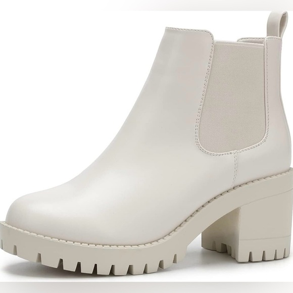 NIB EETTARO Women's Fashion Chunky Heeled Chelsea Boot in Cream Sz 8 - Picture 2 of 6